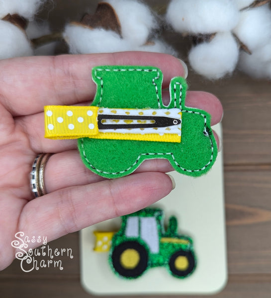 Green Tractor Clips