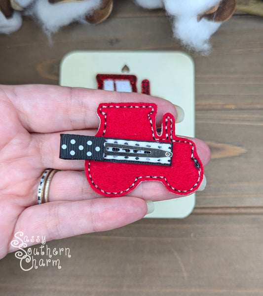 Red Tractor Clips