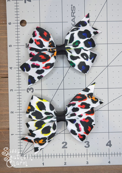 Rainbow Leopard Bow Set