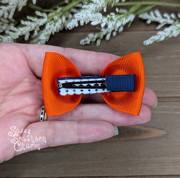 Itty Bitty Tiger Bow Set